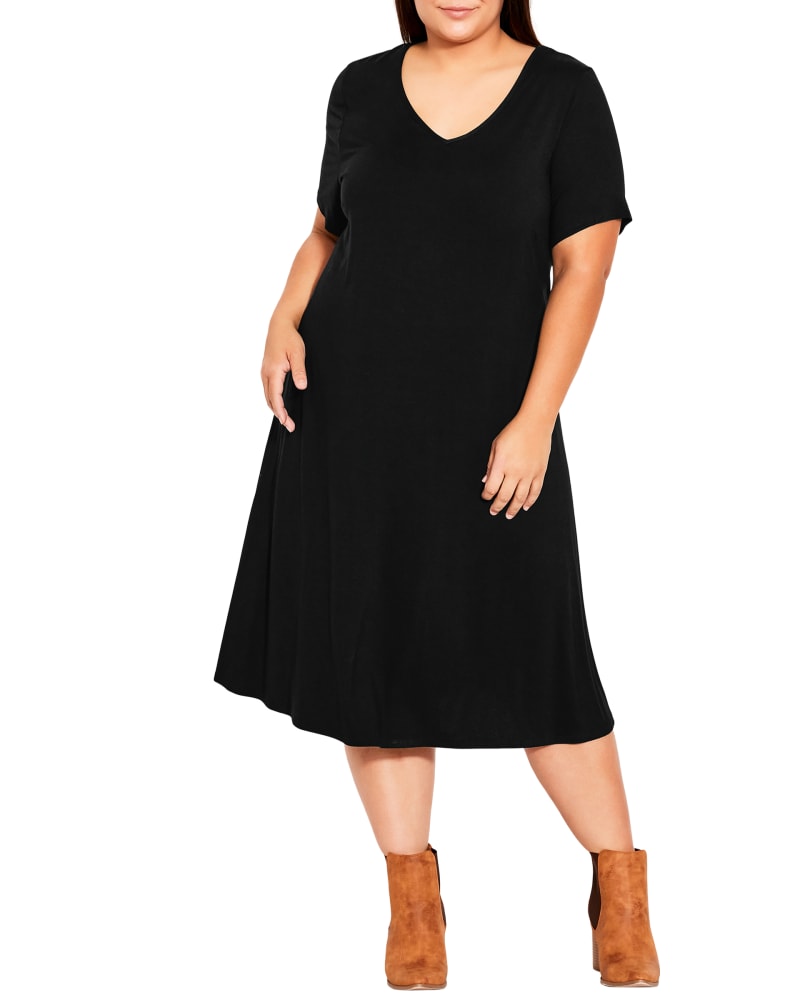 Plus size model wearing Morgan Dress by Avenue | Dia&Co | dia_product_style_image_id:185311
